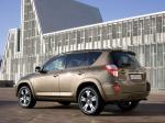 Toyota RAV4 2008 года